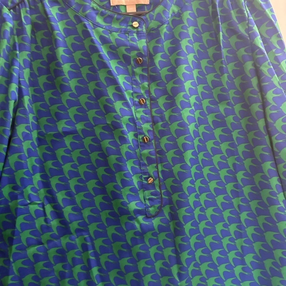 Banana Republic Blue and Green Blouse - Picture 5 of 11